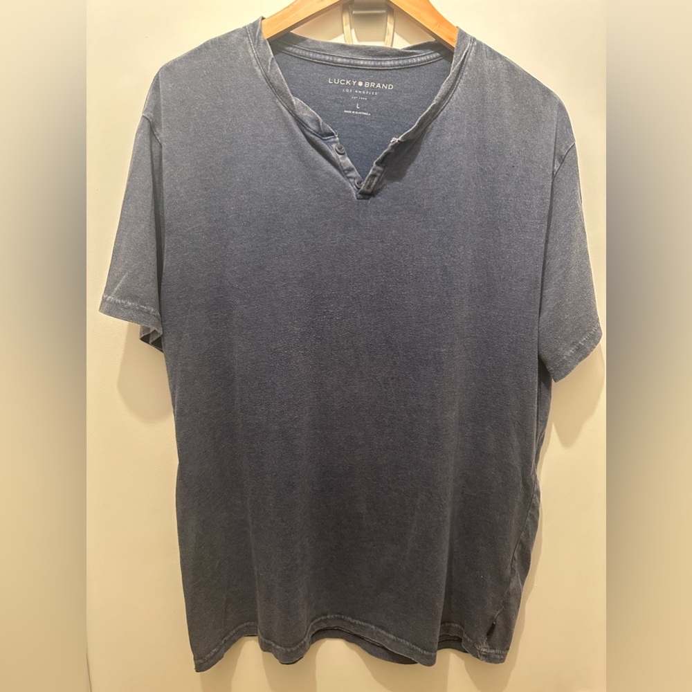 Lucky Brand Blue Distressed T-Shirt Men’s Large